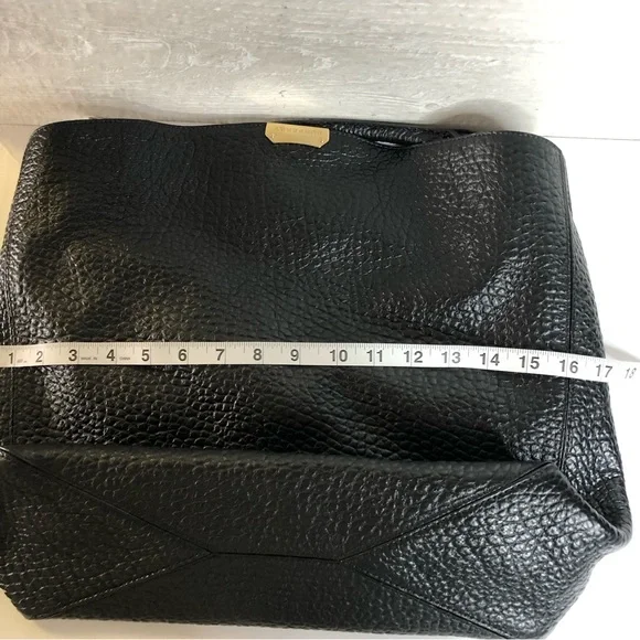 Burberry Lindburn Hobo - Picture 14 of 15
